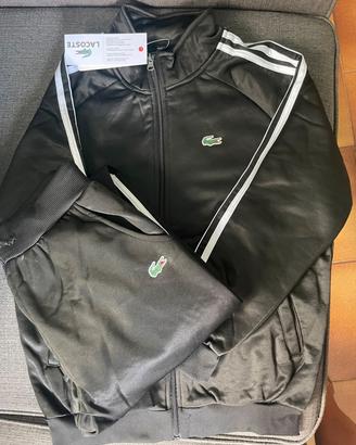  tute sportivo  nuovo. 