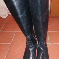 Stivali neri in vera pelle 