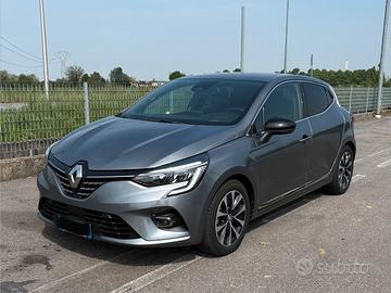 Renault Clio 1.6 E-Tech Techno Full Optional
