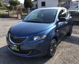 Lancia Ypsilon 1.0 FireFly 5 porte S&S Hybryd Gold