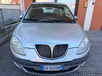 Lancia Ypsilon 1.2 Argento