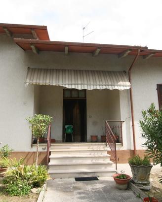 CS124 - Casa singola panoramica con ampio giardino