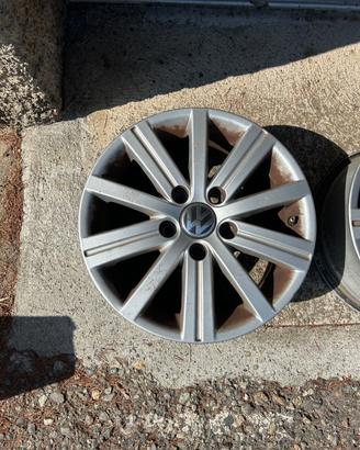 4 cerchi in lega Volkswagen Caddy 195/65 R15