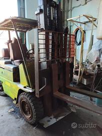 Muletto Caterpillar a gasolio