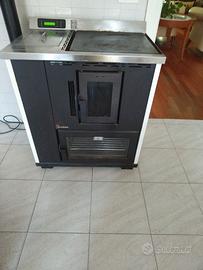 Cucina/stufa a pellet