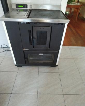 Cucina/stufa a pellet