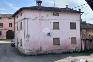 CASA INDIPENDENTE A PAVONE DEL MELLA