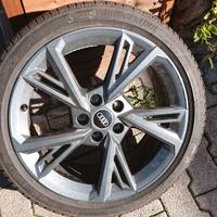 4 gomme estive complete di dischi audi 3