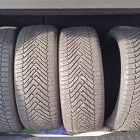 GOMME MOMO 205/45 R17 88W