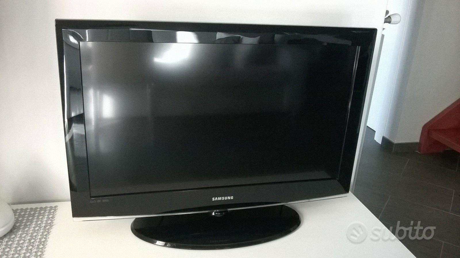 TV 32 SAMSUNG LE32A456 LCD HD READY HDMI SCART REFURBISHED NERO