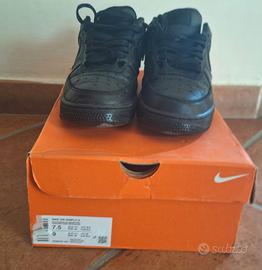 nike scar