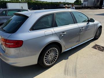 AUDI A4 AVANT QUATTRO