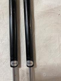 Coppia pistone a gas nero forza 850 Newton
