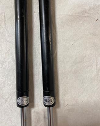Coppia pistone a gas nero forza 850 Newton