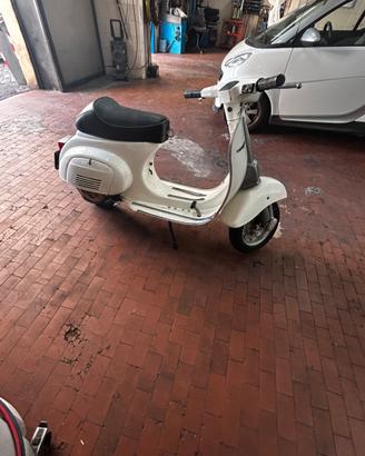 Vespa 50 special