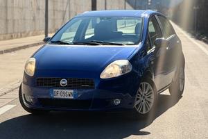 Fiat Grande Punto 1.3 MJT 90 CV 5 porte ok neopate