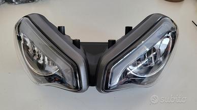 Faro speed triple e street triple