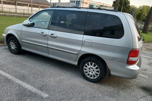 Kia Carnival 2.9 16V CRDi cat Class