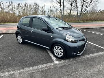 TOYOTA AYGO - 5 PORTE - PERFETTA PER NEOPATENTATI