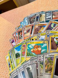 Lotto 80 Carte Pokemon Non Comuni/Comuni