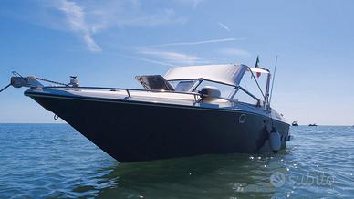 Acquaviva 23 Boomerang - Cabinato Bi-Motore Volvo