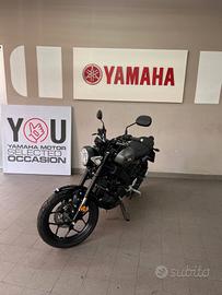 Yamaha XSR 125 lunar grey