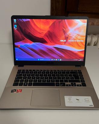 Computer portatile ASUS VIVOBOOK