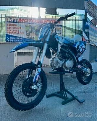 Pitbike modello RXF 140