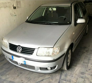 Volkswagen polo 3 e 5 porte 01 ricambi