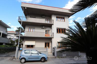 PALAZZINA A ALBA ADRIATICA