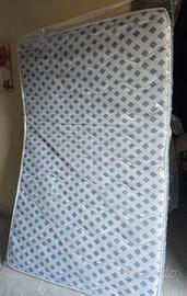 Materasso una piazza e mezza come nuovo usato solo