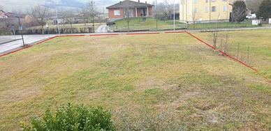Terreno di 1160 m² a Felino