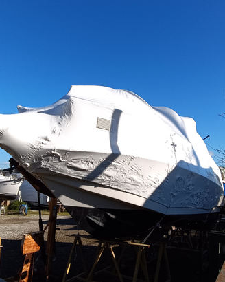 Saver Manta 620 + Yamaha 150 CV