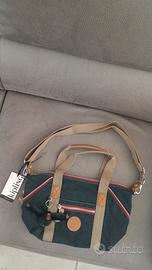 borsa Kipling a tracolla regolabile con due manici