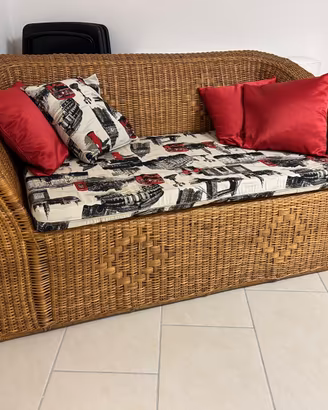 Divano in rattan da interno/esterno con cuscini