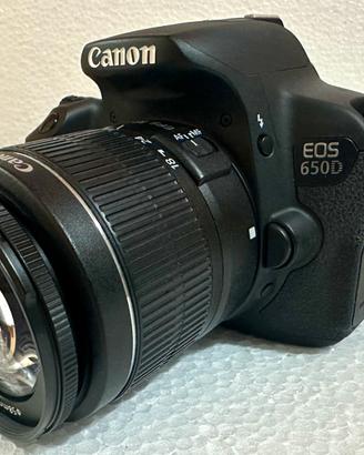Fotocamera Reflex Canon 650D+18-55 III 3000 Scatti
