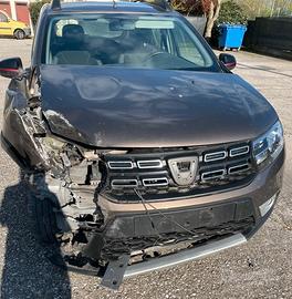 Ricambi usati Dacia sandero 900 b/gpl H4B B4