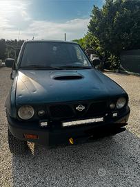 Nissan terrano 2