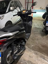 Scooter honda sh 150 2021