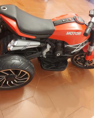 Moto elettrica GIAQUINTO