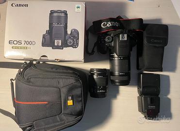 Canon EOS 700D Fotocamera Digitale