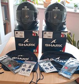 2 caschi SHARK D - SKwal 2