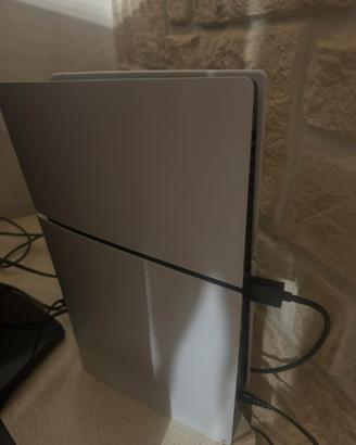 Play station5  825gb  in garanzia