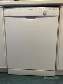 LAVASTOVIGLIE BOSCH SERIE 2