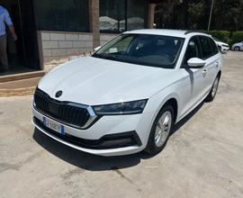 SKODA Octavia 2.0 TDI EVO SCR DSG Wagon Ambition
