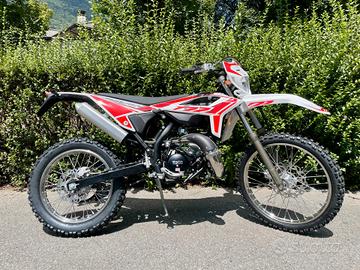 Beta RR 50 Enduro Bianco 2025 NUOVA