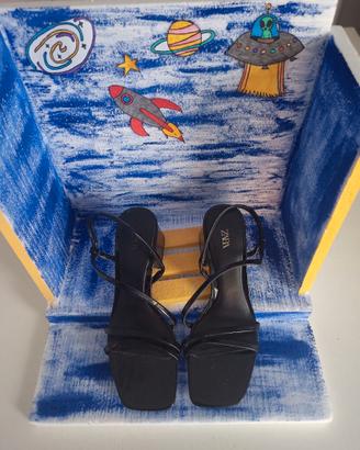 Sandali con tacco zara