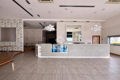 NEGOZIO A SAN GIORGIO DELLE PERTICHE