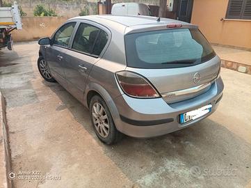 Opel Astra h