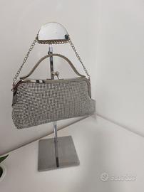 Borsetta da sera argentata con strass 